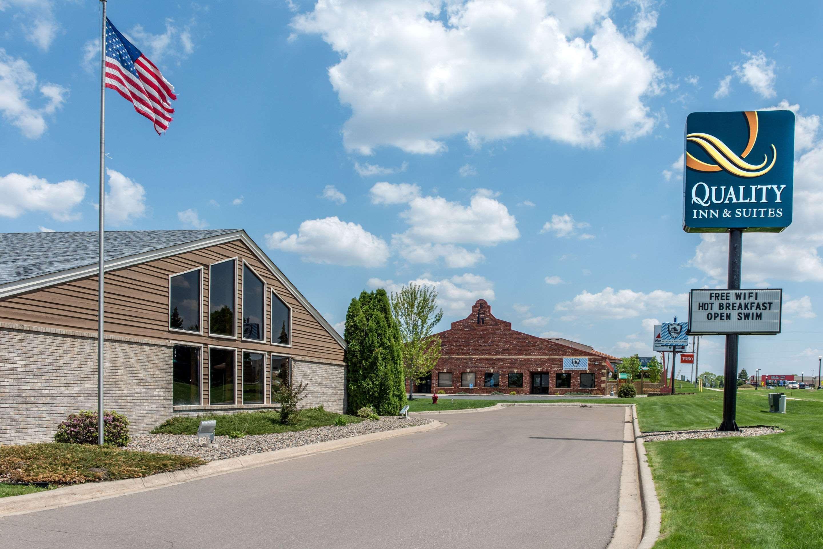 Lexington Inn And Suites New Prague Exterior photo
