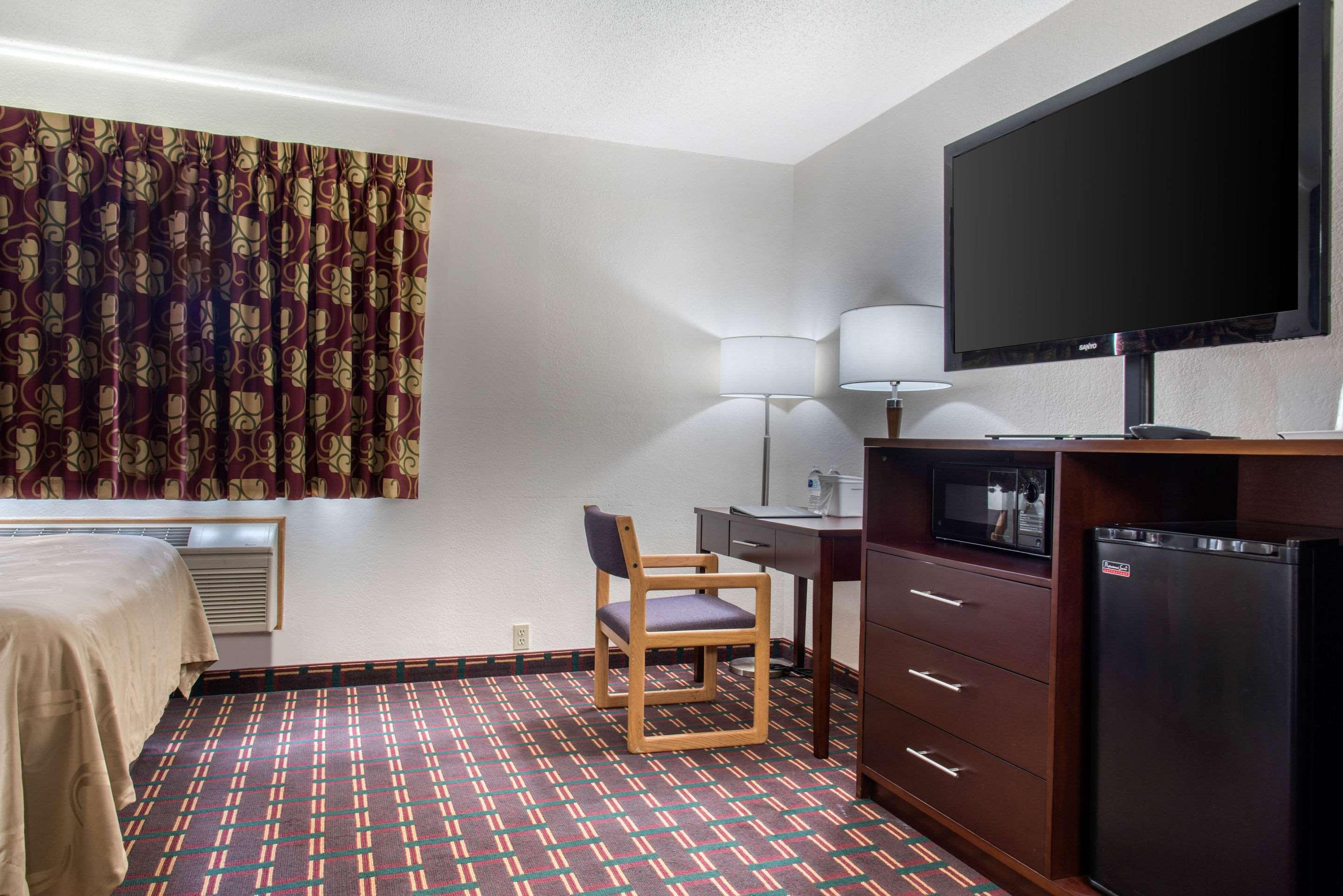 Lexington Inn And Suites New Prague Exterior photo